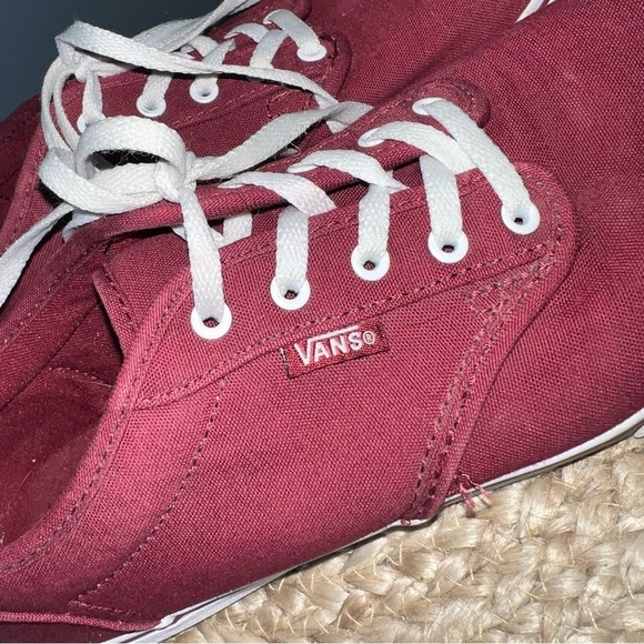 Vans Ladies Low Skate Shoes - Picture 3 of 8